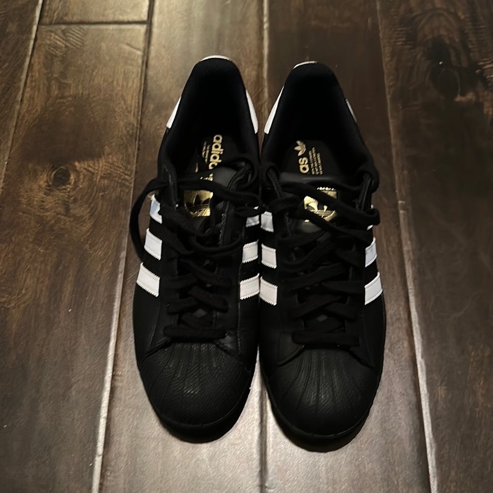 Men’s sneakers